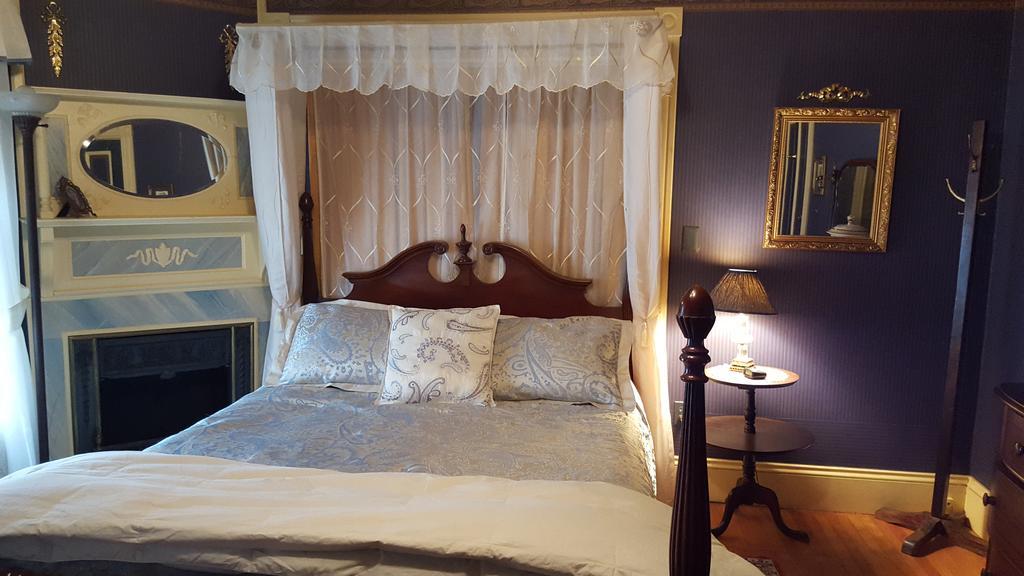 Holidae House Bed & Breakfast Bethel Ngoại thất bức ảnh